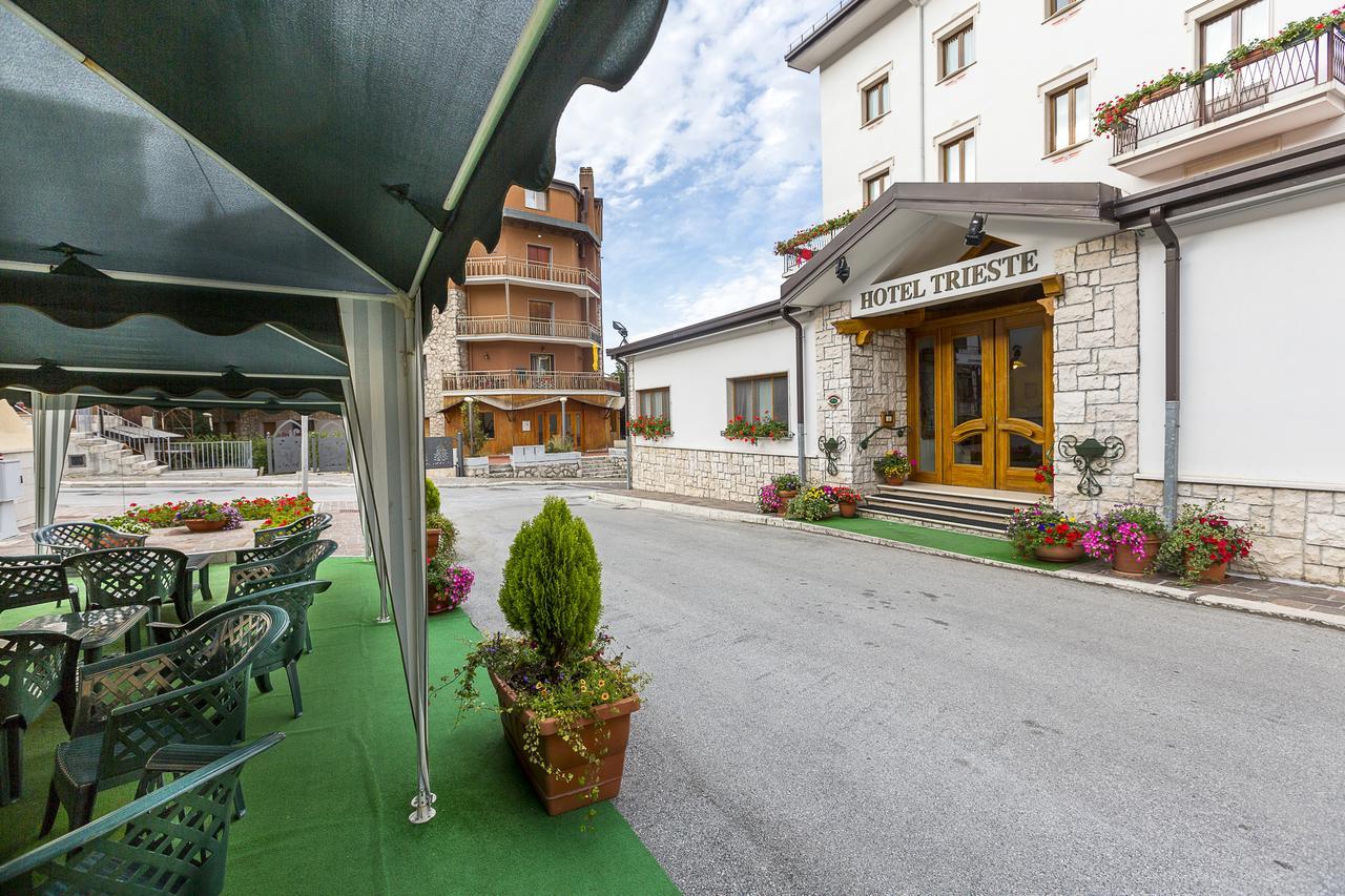Hotel Trieste Roccaraso Exterior photo